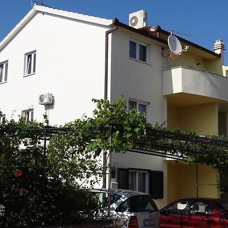Apartments Milka Trogir Buitenkant foto